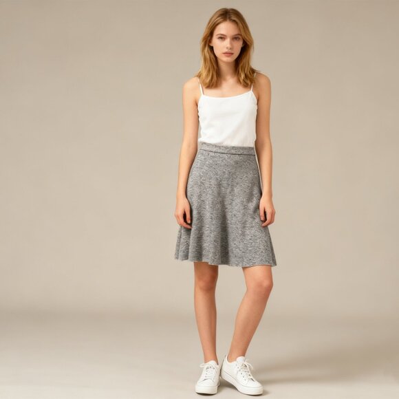 FOREVER 21 Dresses & Skirts - Forever 21 Grey Zipper Closure Midi Skirt Size S